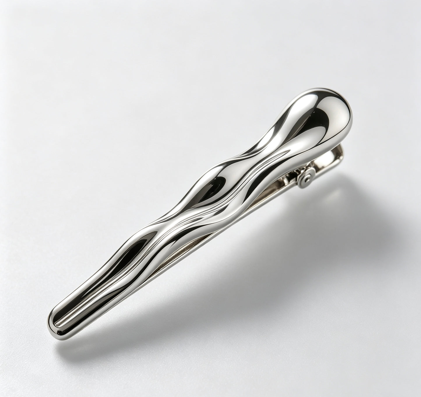 Handmade Liquid Metal Wavy Hair Clip, Polished Silver Wave Alligator Barrette, Modern Minimalist Women Hairstyle Decor Accessory