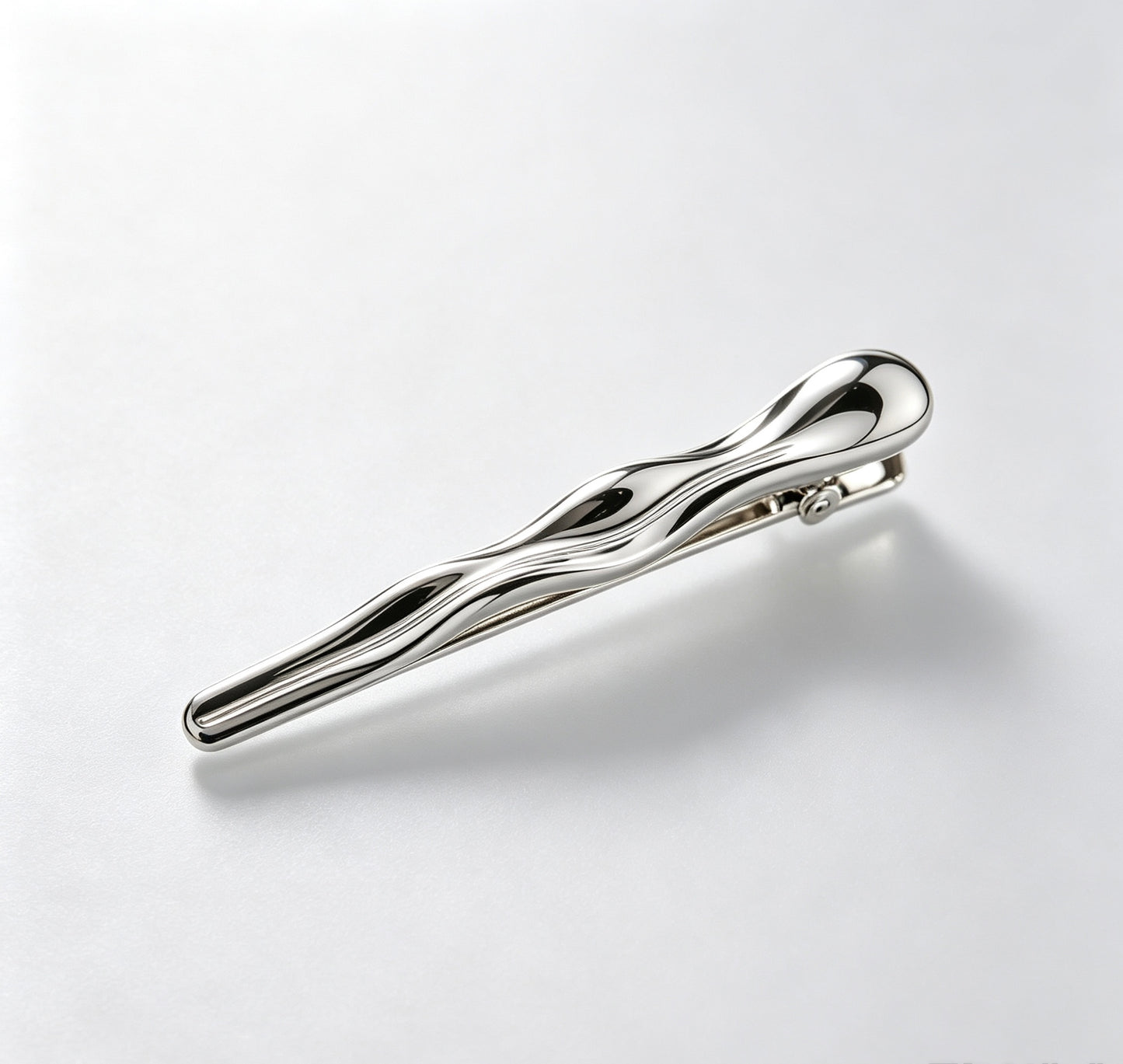Handmade Liquid Metal Wavy Hair Clip, Polished Silver Wave Alligator Barrette, Modern Minimalist Women Hairstyle Decor Accessory
